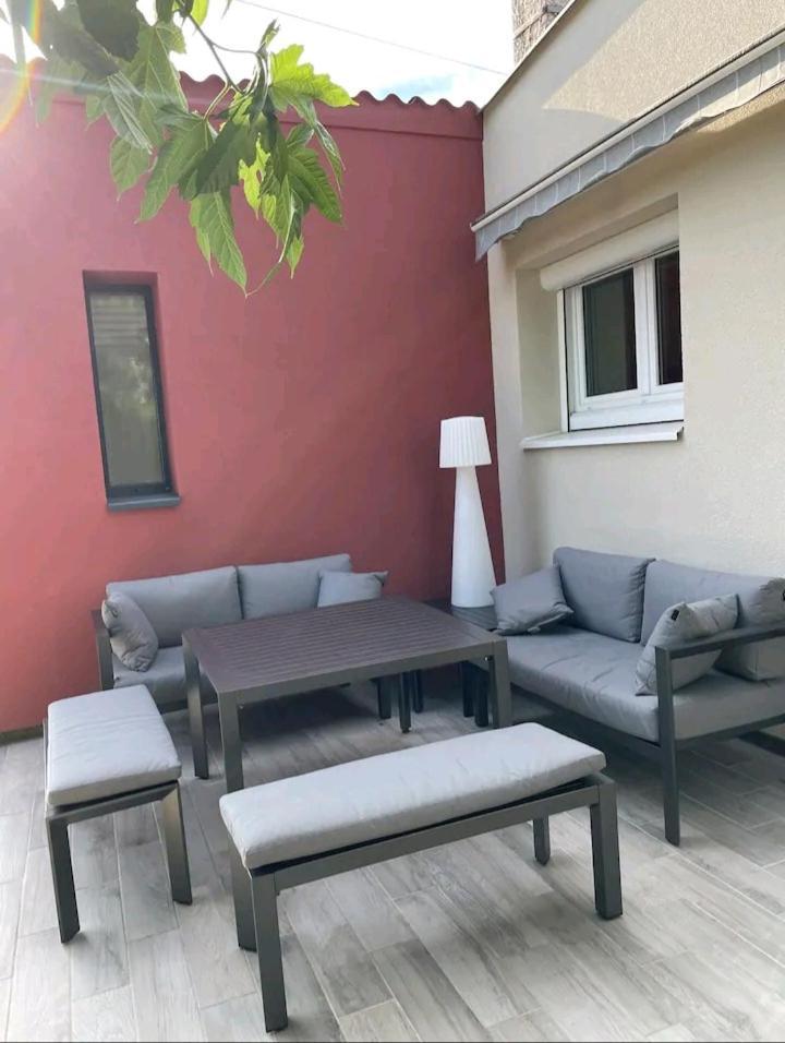 Maison Montoison Eksteriør billede